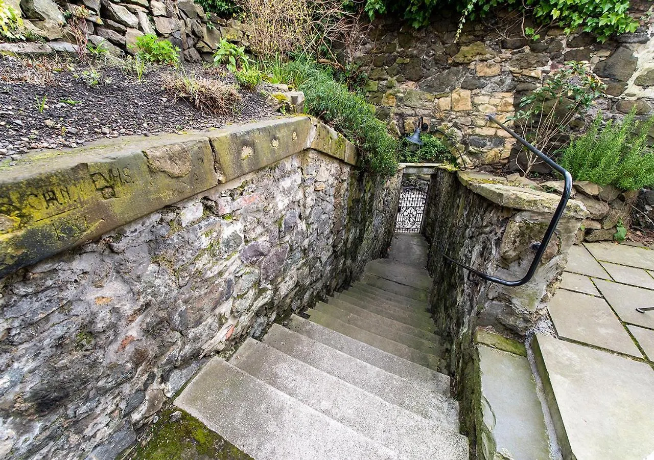 Rock House - Photographer'S Studio - Historic Gem In The Heart Of The City Edinburgh